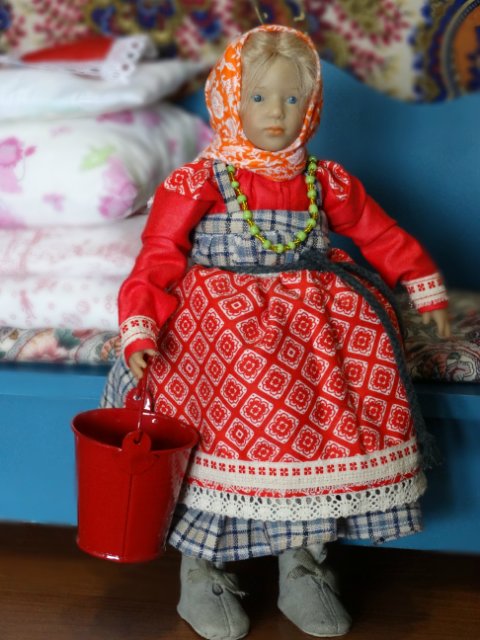 Любимые малышки-химочки в уральских костюмах (фото 9)