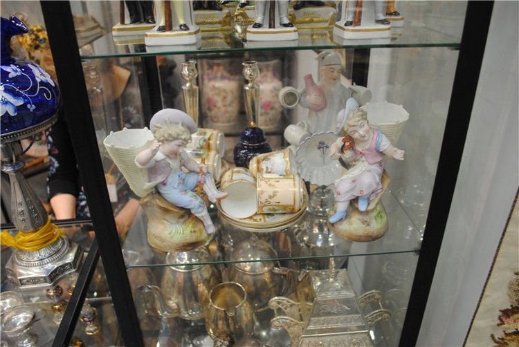 На Тишинку мы пошли – там сокровища нашли. Взгляд на «Блошиный рынок» со второго этажа | Бэйбики На Тишинку мы пошли – там сокровища нашли. Взгляд на «Блошиный рынок» со второго этажа