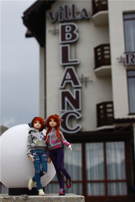 Кинко и Ринри: привет из Буковели! Nano Haruka & Pure Neemo Azone XS white, OOAK by Tocho, outfit by Yumiko Mikoto (фото 10)