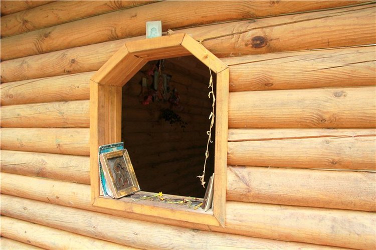 Иваниши. Храм Успения Пресвятой Богородицы