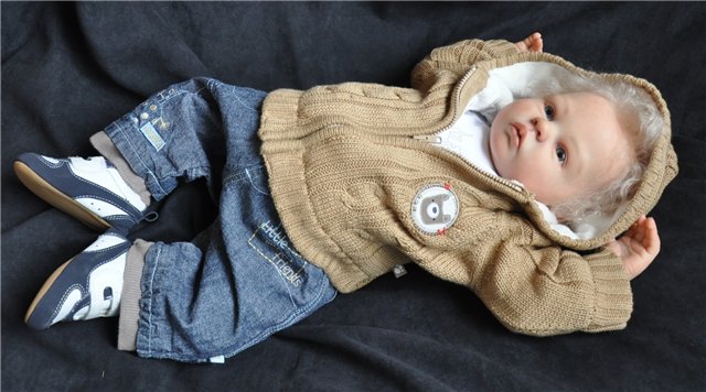 История о том, как девочке реборн Яне пришлось превратиться в мальчика Платона