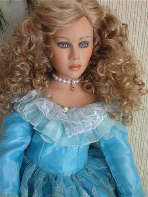 Я синеглаза,светлокудра... Гвендолин, фарфоровая кукла Томаса Бейкера (Thomas Baecker) (фото 3)