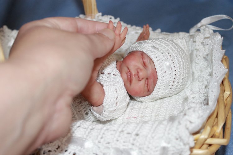 Всем любителям крошечно-ладошечных реборнчиков посвещается (фото 4)