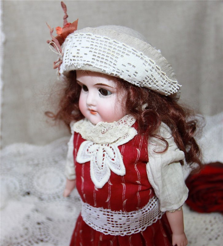 Должна быть в кукле какая-то загадка - Majestic (фото 7)