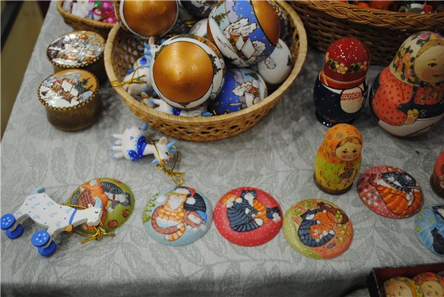 Выставка на Тишинке "Атмосфера творчества". Октябрь 2014. Начнем со второго этажа