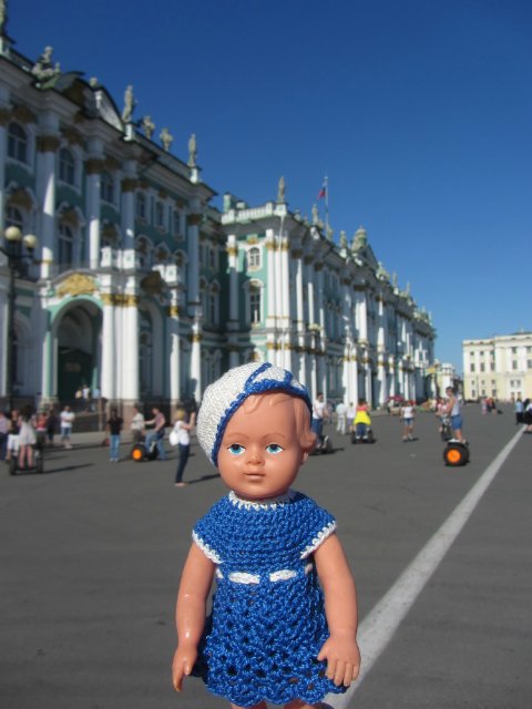 Приглашаем на водную экскурсию по Петербургу