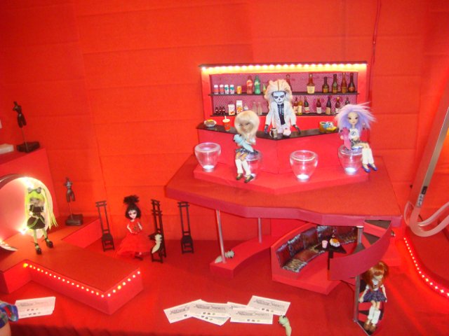 Ещё картинки с выставки... XI Международный Салон кукол на Тишинке в Москве 2015. Фото