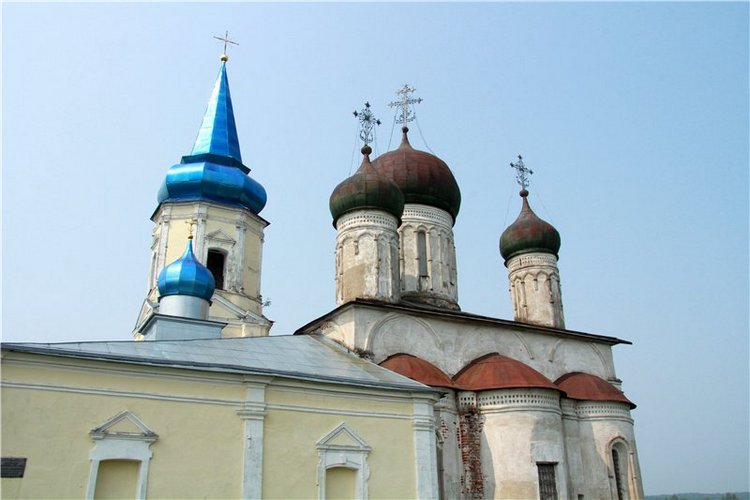 Иваниши. Храм Успения Пресвятой Богородицы