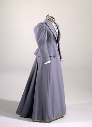 Для тех, кто в поиске или Каждый охотник желает знать. Викторианские и эдвардианские наряды