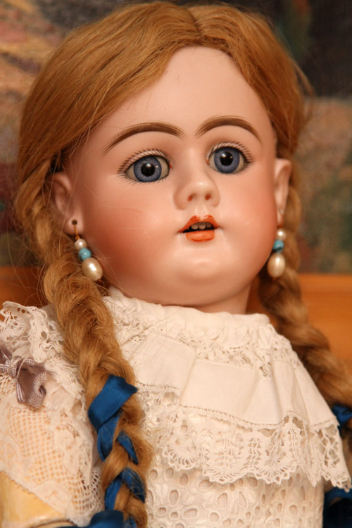 Я верю, что счастье сильнее смерти... Немного о куклах Генриха Хандверка