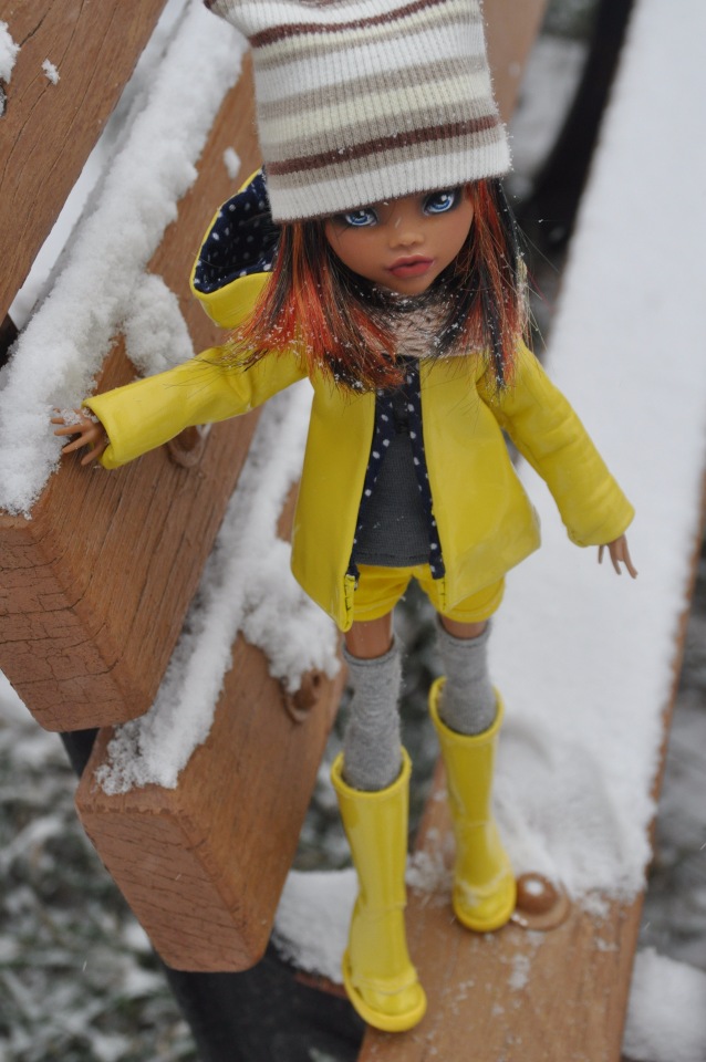 Первый снег — ООАК Monster High и Ever After High: репейнт