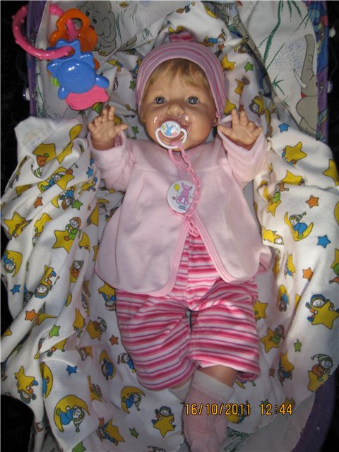 Моя малышка Berenguer - Лизонька (фото 3)