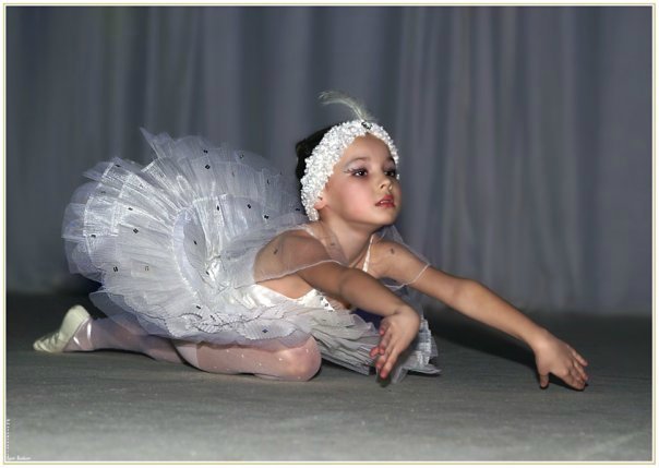 Голубая танцовщица или Магия балета. Фарфоровая коллекционная кукла от Донны Руберт