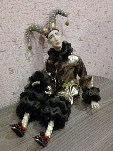 Такой притягательный образ Арлекина