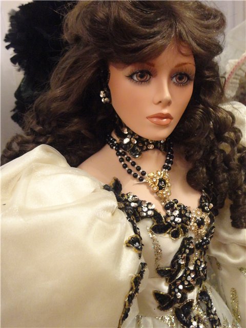 Я назвала ее Золотая Звезда. Фарфоровая кукла от Русти