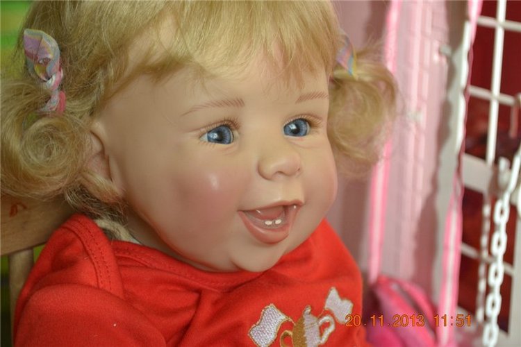 Кофе с молоком или детский сад прибыл. Коллекционные куклы Laura Tuzio Ross и Monika Gerdes