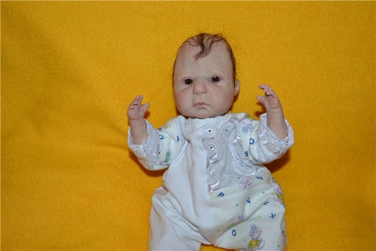 Ура мы родились! Малышок с характером