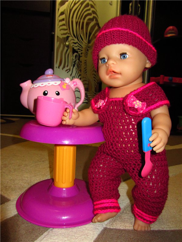 Первые вязалочки - одевалочки)