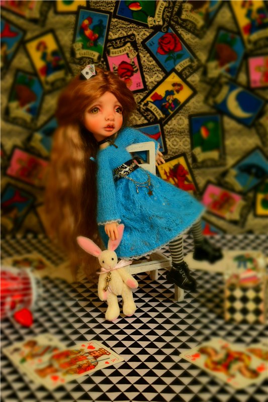 Еще немного об Алисе или Путешествие в страну Чудес. Часть I