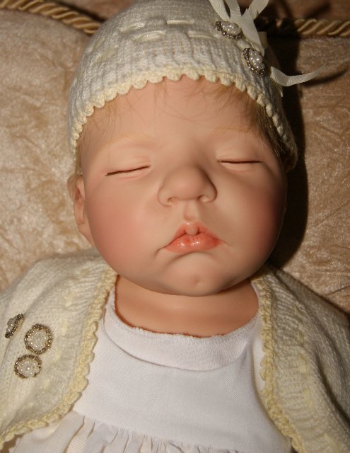 Hildegard Gunzel 2010 Resin Dolls - baby Miriam нежная булочка - сплюшечка