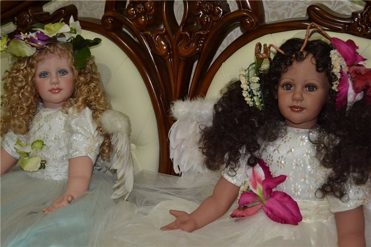 Ангелы Файзах Спанос. Blessings Bloom Around Me