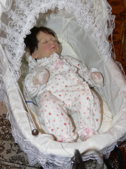 Чудо малыши в детской колясочке.. Artista Charisma Doll (фото 9)