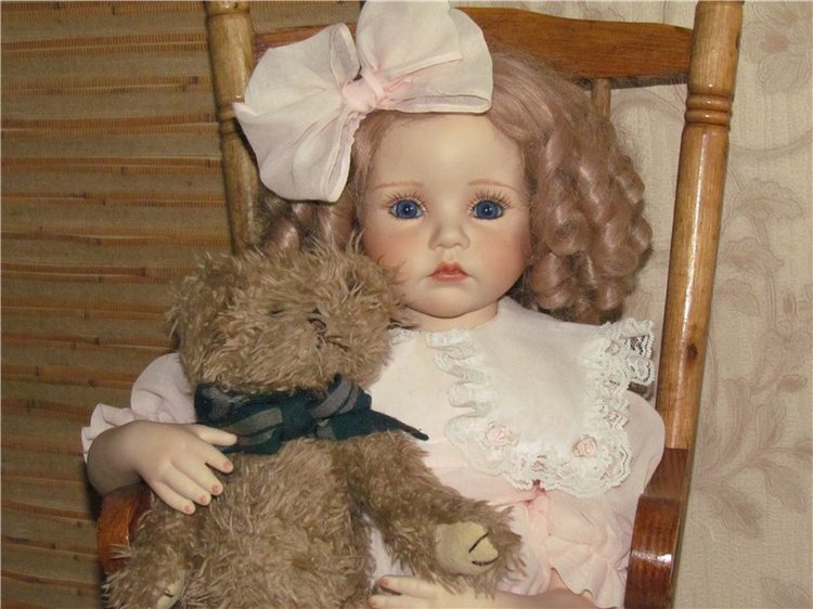 Molly!!! Моя любимая Molly-девочка с грустью в глазах