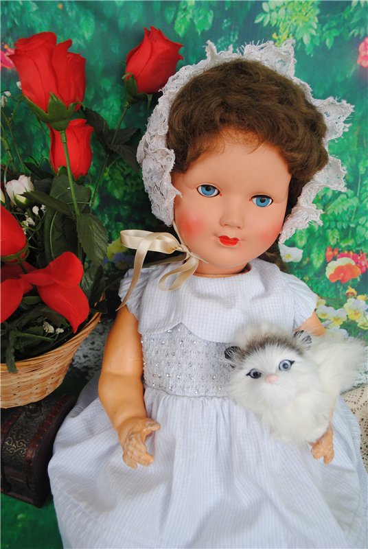 Чепчик - наша радость, чепчик - вдохновение. Сшила Милка чепчик - всем на удивление