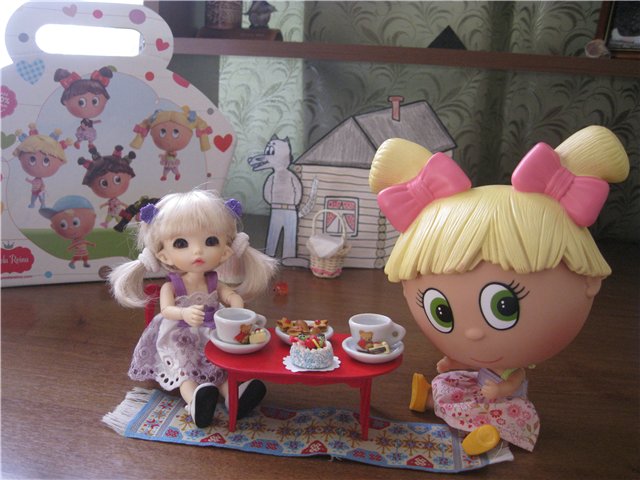 Приз за конкурс для крошки Элис