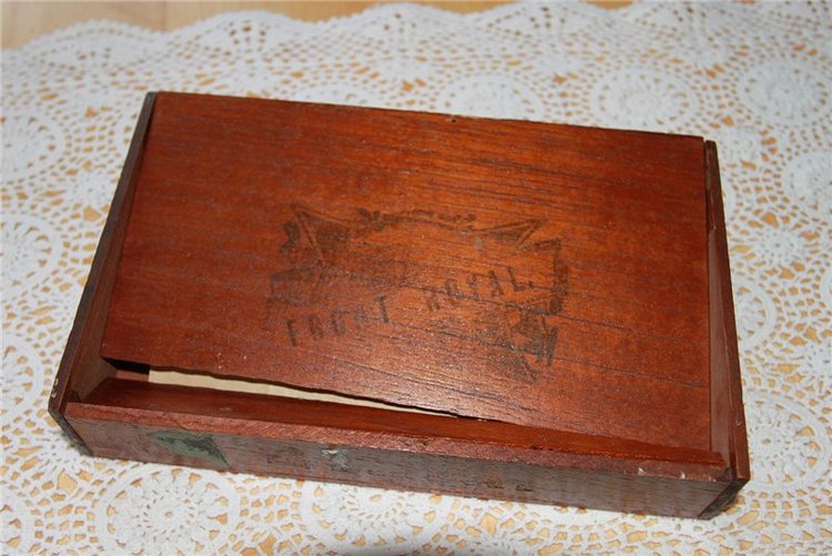 Тайна старой коробки (бумажные куклы 1892 года)