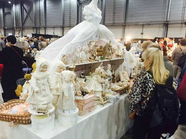 Выставка кукол, мишек тедди, кукольных домиков и миниатюры в Нидерландах 24-25 октября 2015 год. Часть пятая | Бэйбики Выставка кукол, мишек тедди, кукольных домиков и миниатюры в Нидерландах 24-25 октября 2015 год. Часть пятая