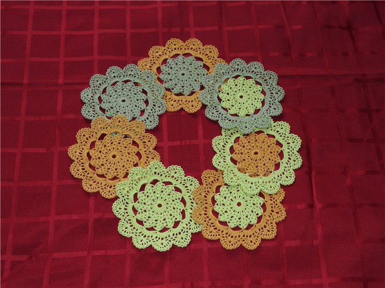 Вязание салфеток – это поистине верх мастерства владения крючком