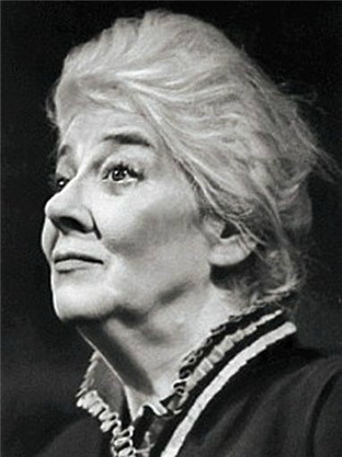 «Красота страшная сила!» Портретные куклы Фаины Раневской, выполненные разными авторами