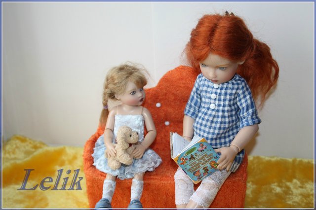 Наш диванчик, или одёжка из платков. Куколки от Helen Kish (фото 7)