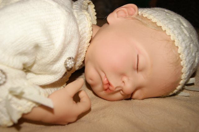 Hildegard Gunzel 2010 Resin Dolls - baby Miriam нежная булочка - сплюшечка