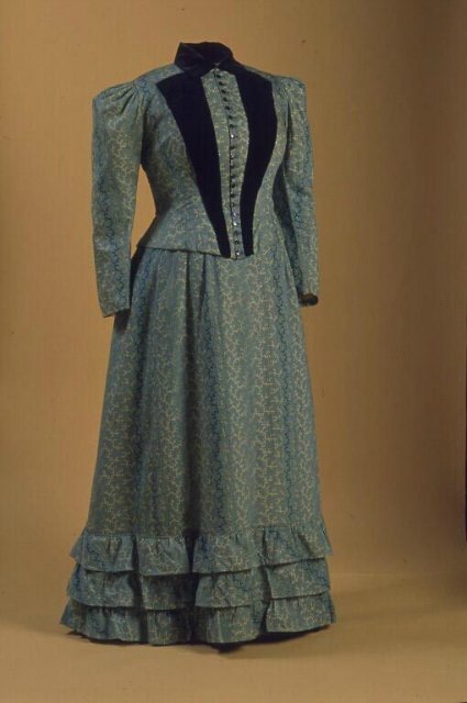 Для тех, кто в поиске или Каждый охотник желает знать. Викторианские и эдвардианские наряды