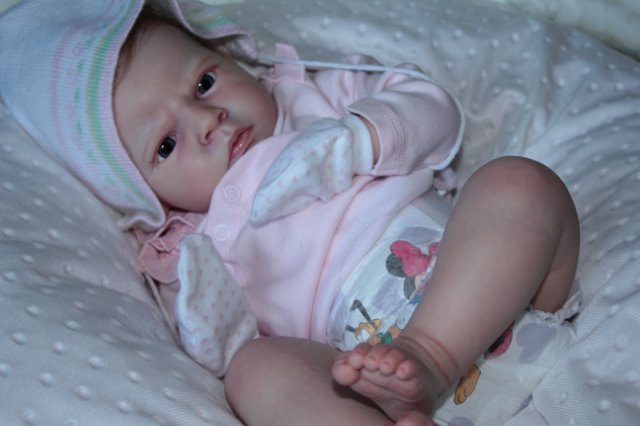 Маленькая кнопочка реборн Сабрина, художник Беспалова Жанна