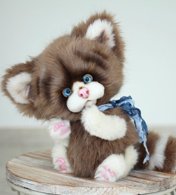 Голубоглазый котик-обормотик Мишка (фото 10)