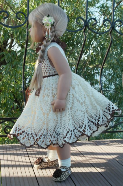 Платья крючком со схемкой 2015 лето - 2 (фото 5)