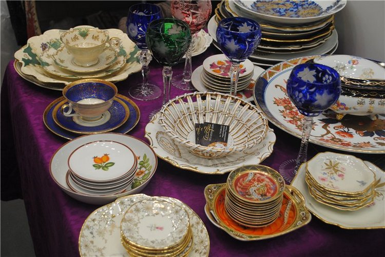 На Тишинку мы пошли – там сокровища нашли. Взгляд на «Блошиный рынок» со второго этажа | Бэйбики На Тишинку мы пошли – там сокровища нашли. Взгляд на «Блошиный рынок» со второго этажа