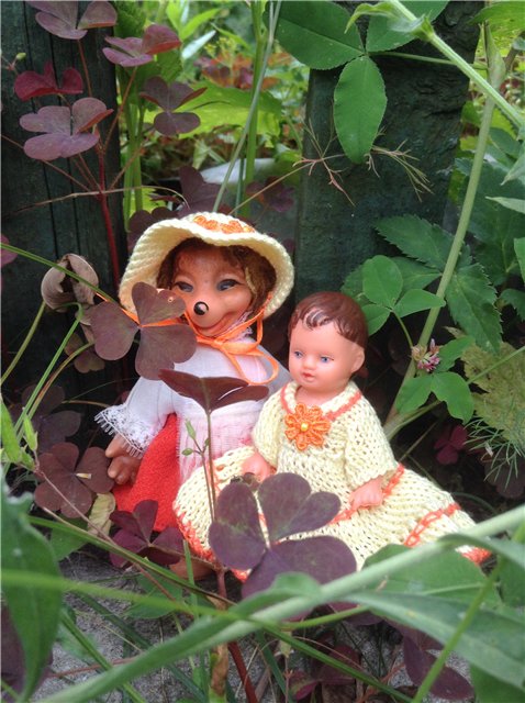 Мои куклы и пупсики ГДР, часть 2, прогулка в саду (фото 6)