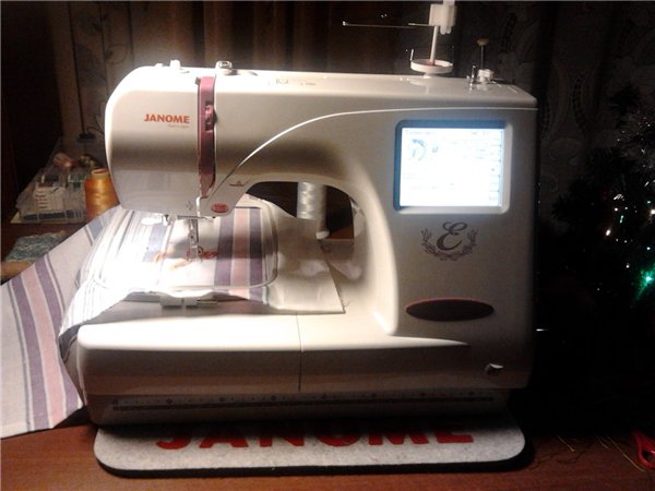 Другие наши увлечения: машинная вышивка