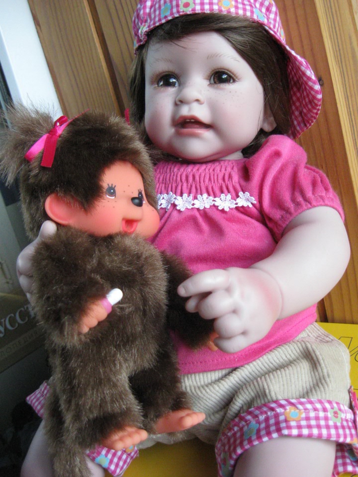 Разные детки Адора одного молда