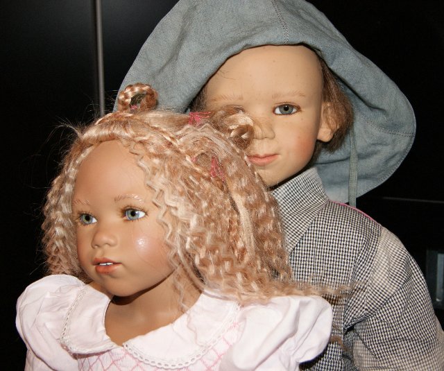 Плакса - вакса Инке и веселые девчата и мальчишки - Поль, Хьго, Ива и Таночка