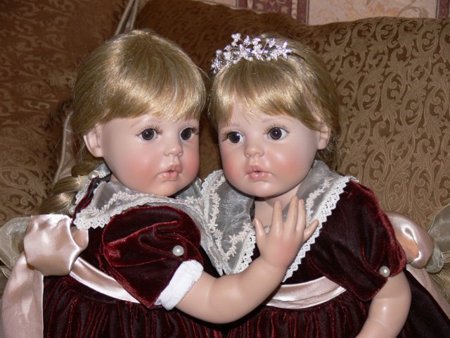 Сладкие палочки TWIX или сестренки куколки ARTISTA