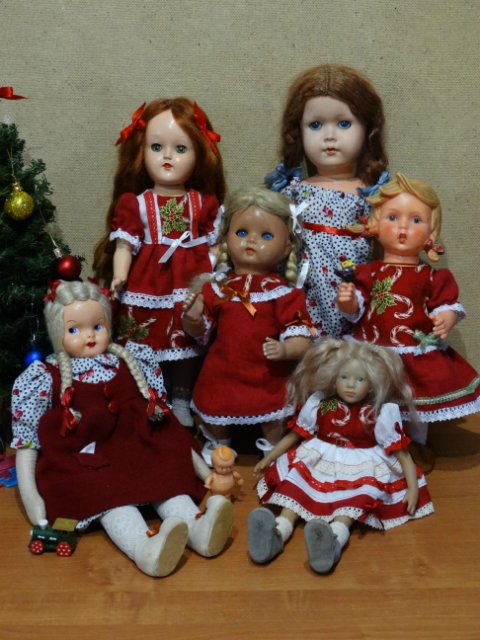 Новый год для самых стареньких кукол (фото 5)