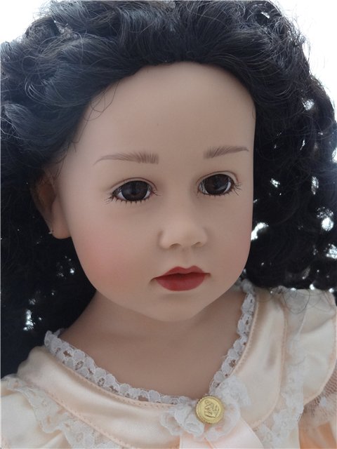 Принцесса Сессиль-королева среди Снегурочек)