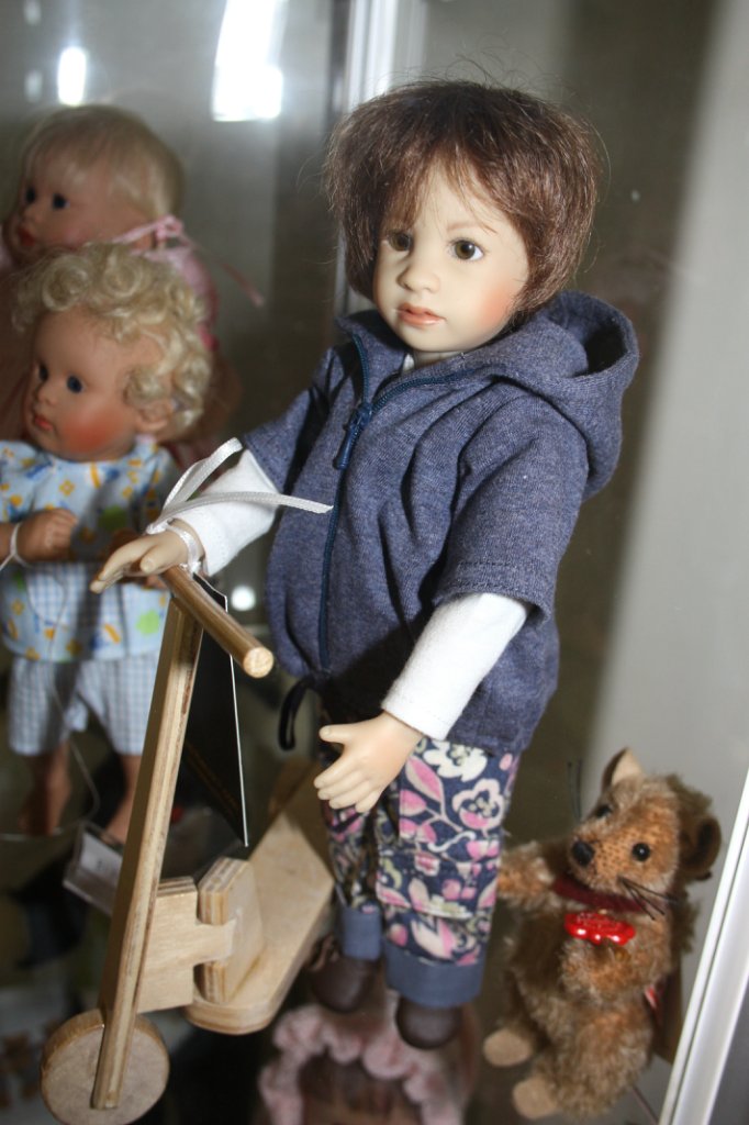 Летняя встреча коллекционеров в магазине Гюнзел, Голландия. Часть первая. Любителям Вихтелей посвящается