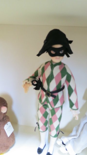 Впервые за 40 лет. День открытых дверей на кукольной фабрике R John Wright. Часть первая: Место, где рождаются куклы и