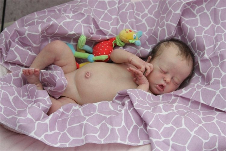 Удивительно реалистичная кукла реборн Елены Киприяновой. Молд Emma by Natalie Scholl (фото 2)